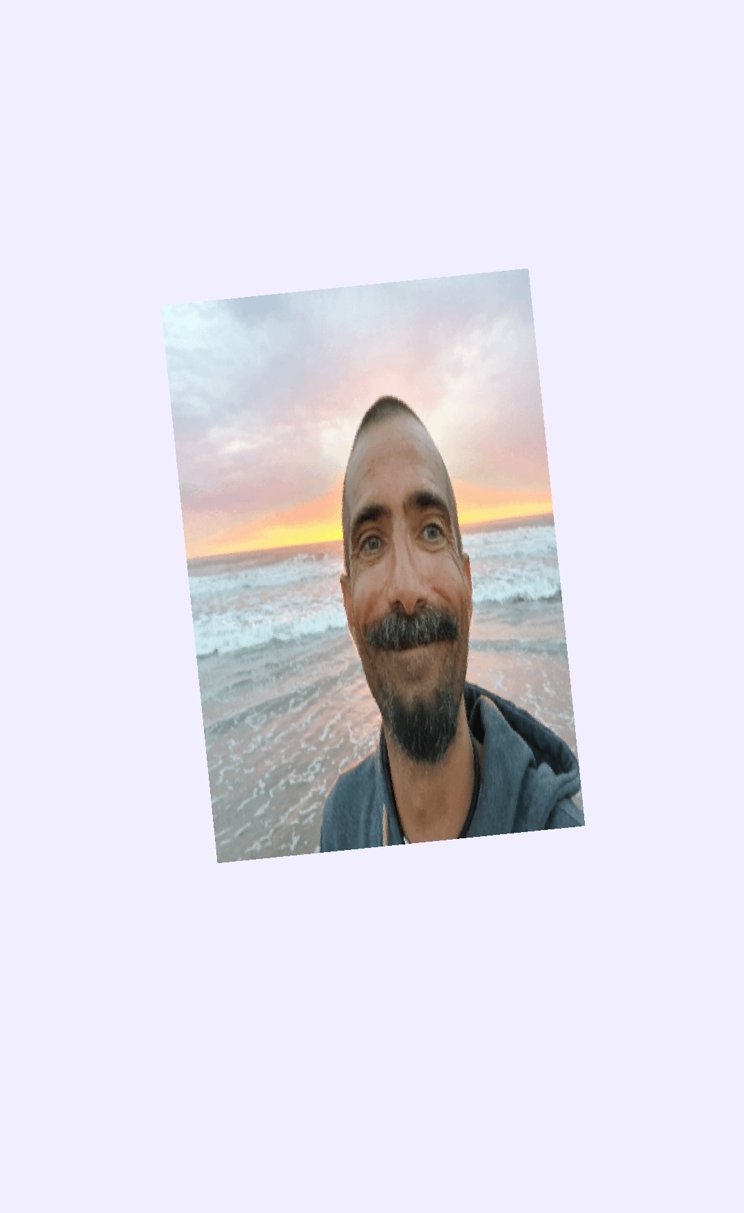 Profil de Melih, 48 ans, Gay rencontre à Jeuss