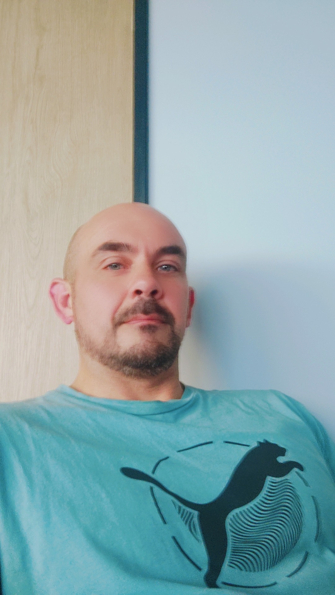 Profil de Athanase, 42 ans, Gay rencontre à Trin