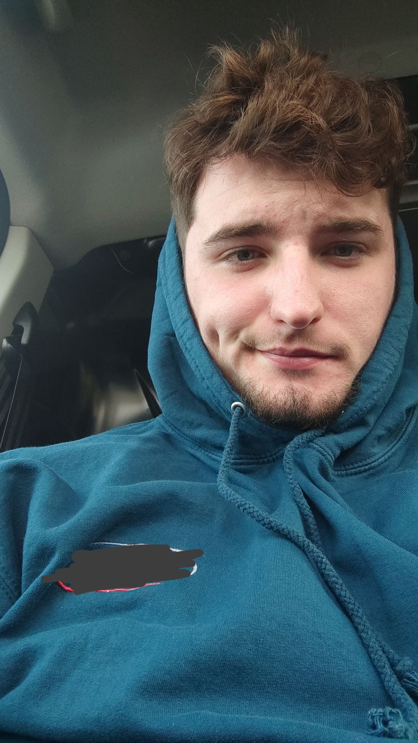 Profil de Genek, 23 ans, Gay rencontre à Chenaux