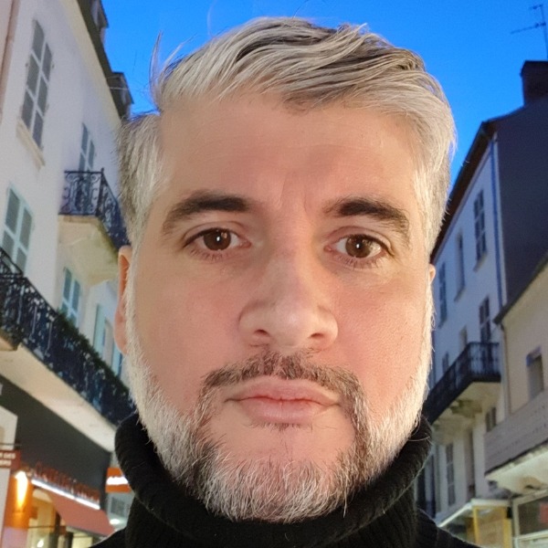 Profil de Colomban, 51 ans, Gay rencontre à Chenaux