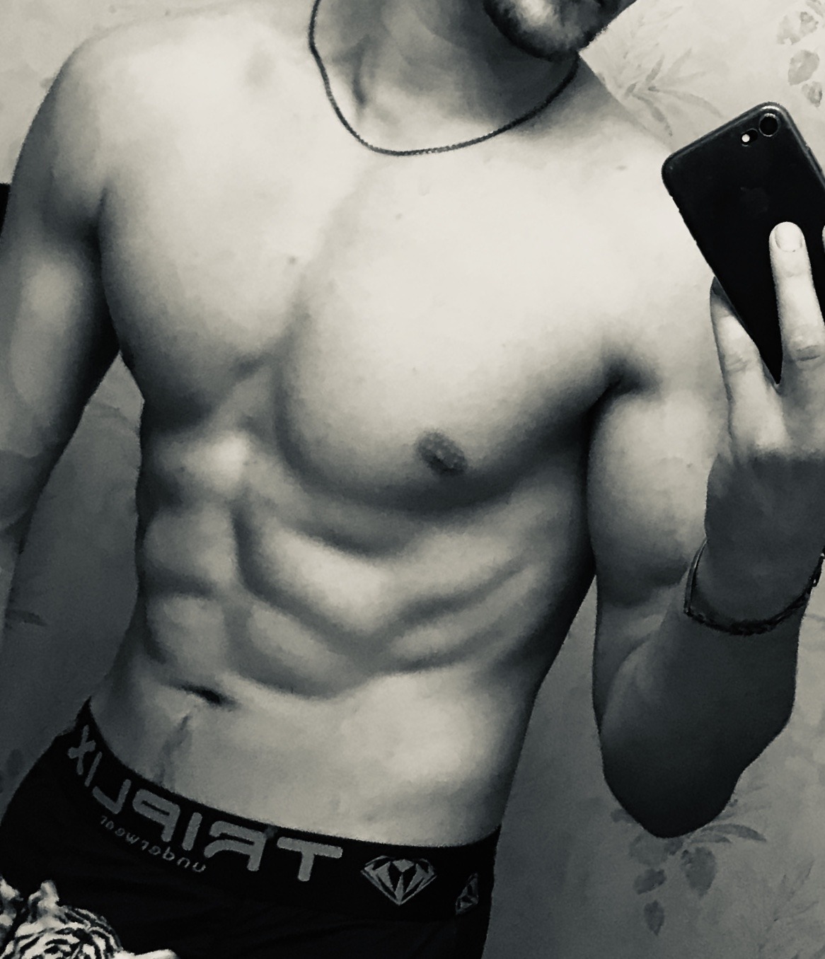Profil de Tayrick, 26 ans, Gay rencontre à Molinis