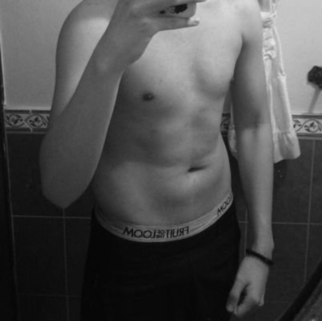 Profil de Zacharya, 24 ans, Gay rencontre à Iseo