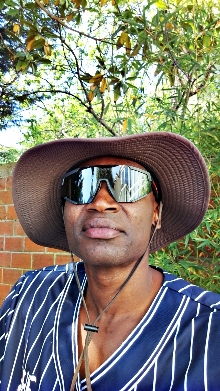 Profil de Sikou, 29 ans, Gay rencontre à Zizers