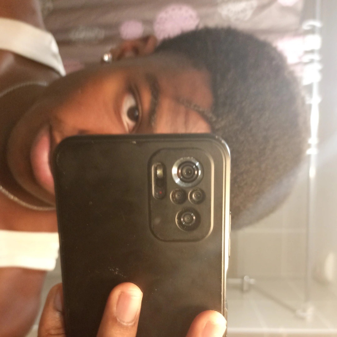 Profil de Dimitri, 21 ans, Gay rencontre à Donat