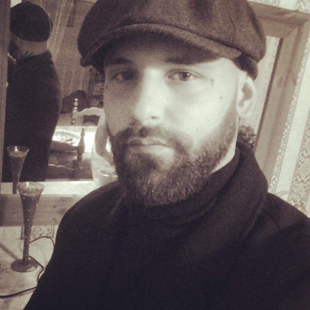 Profil de Bedros, 35 ans, Gay rencontre à Perles