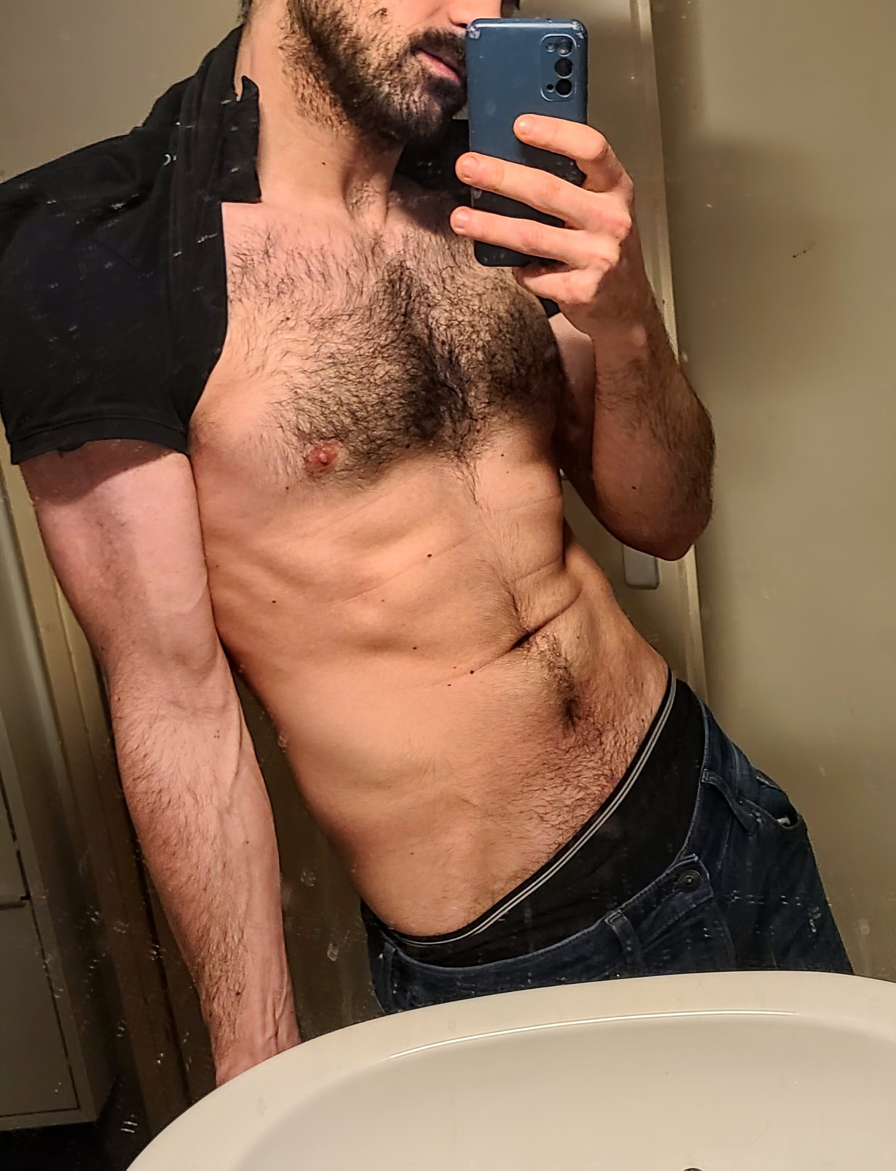 Profil de Dogukan, 27 ans, Gay rencontre à Cumpadials