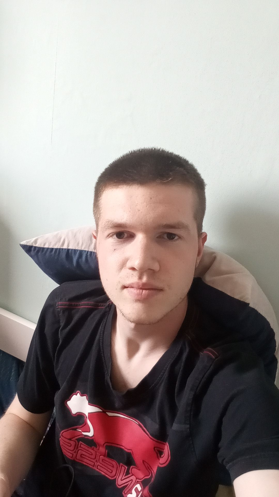 Profil de Ebrahim, 24 ans, Gay rencontre à Praden