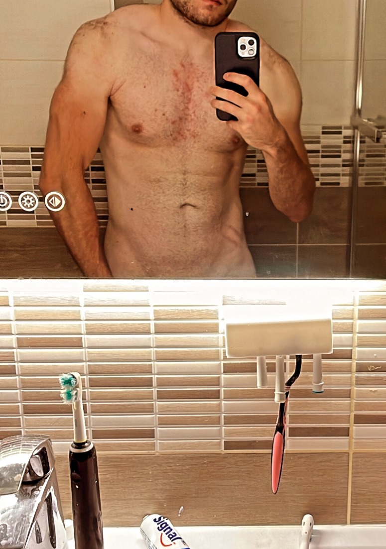 Profil de Phuong, 25 ans, Gay rencontre à Surava