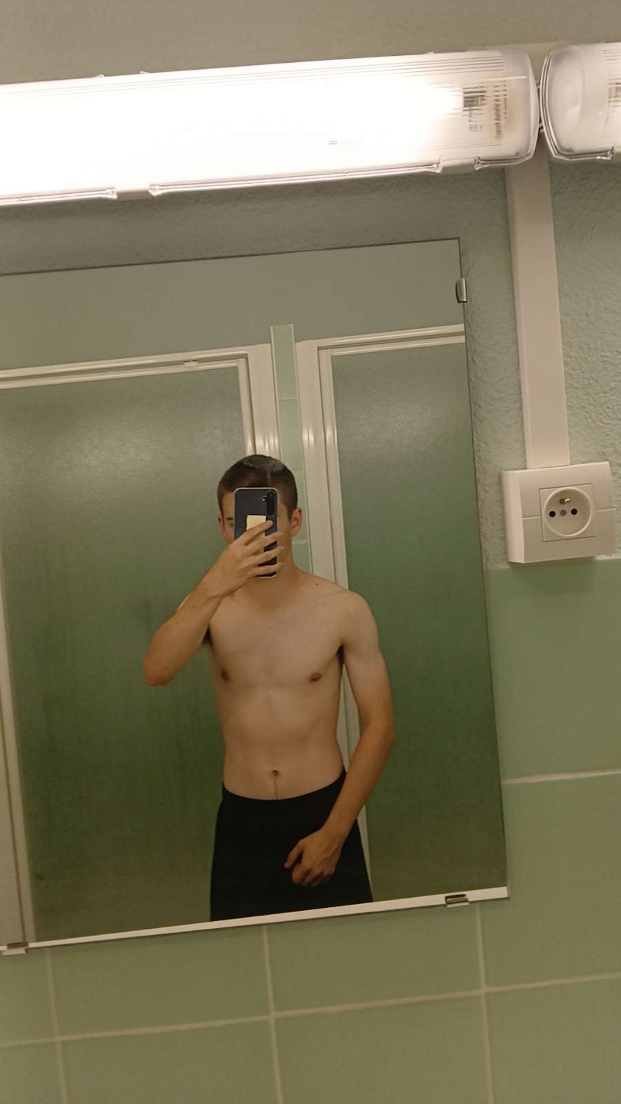 Profil de Rayene, 21 ans, Gay rencontre à Champsec
