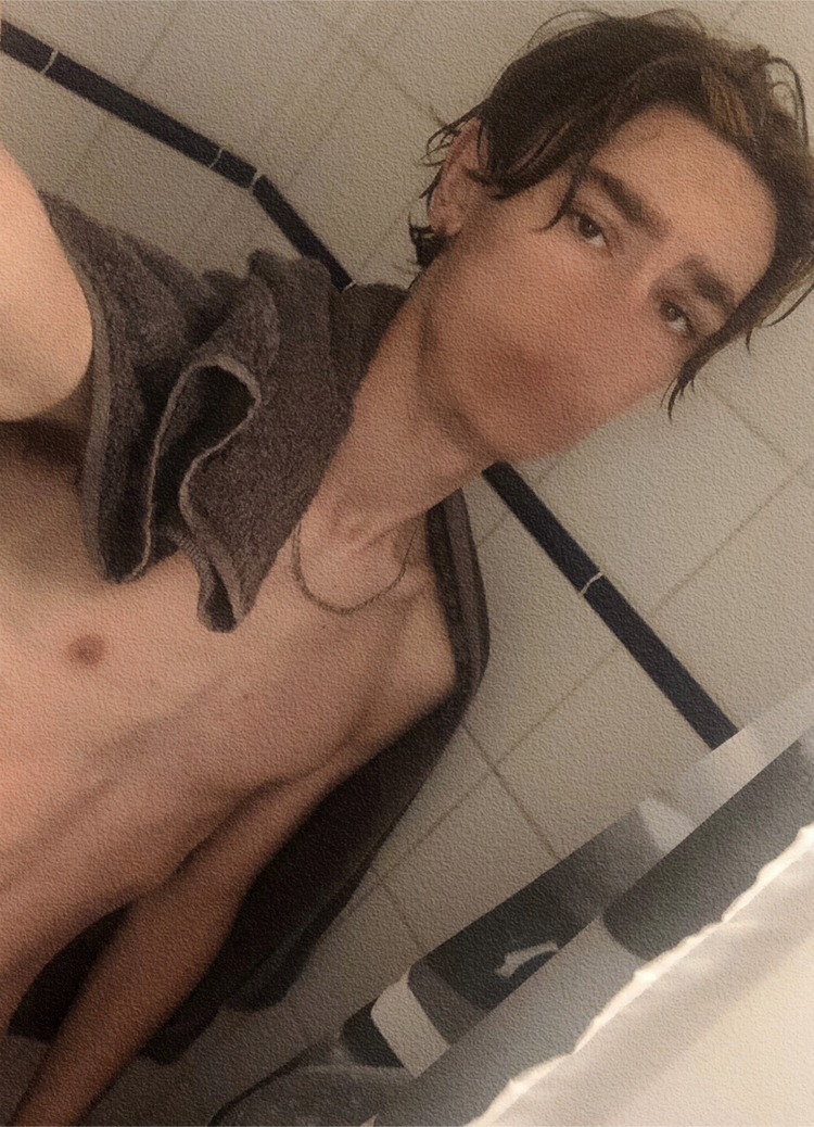 Profil de Joevin, 19 ans, Gay rencontre à S-chanf