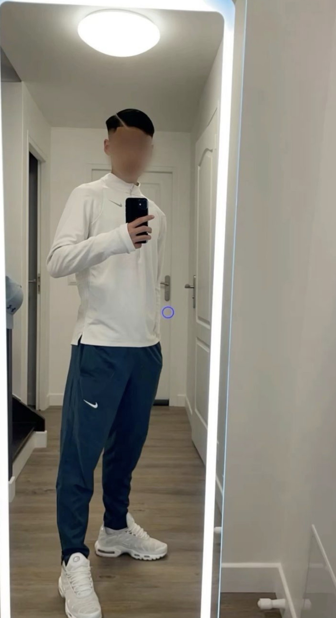 Profil de Uros, 21 ans, Gay rencontre à Lienz