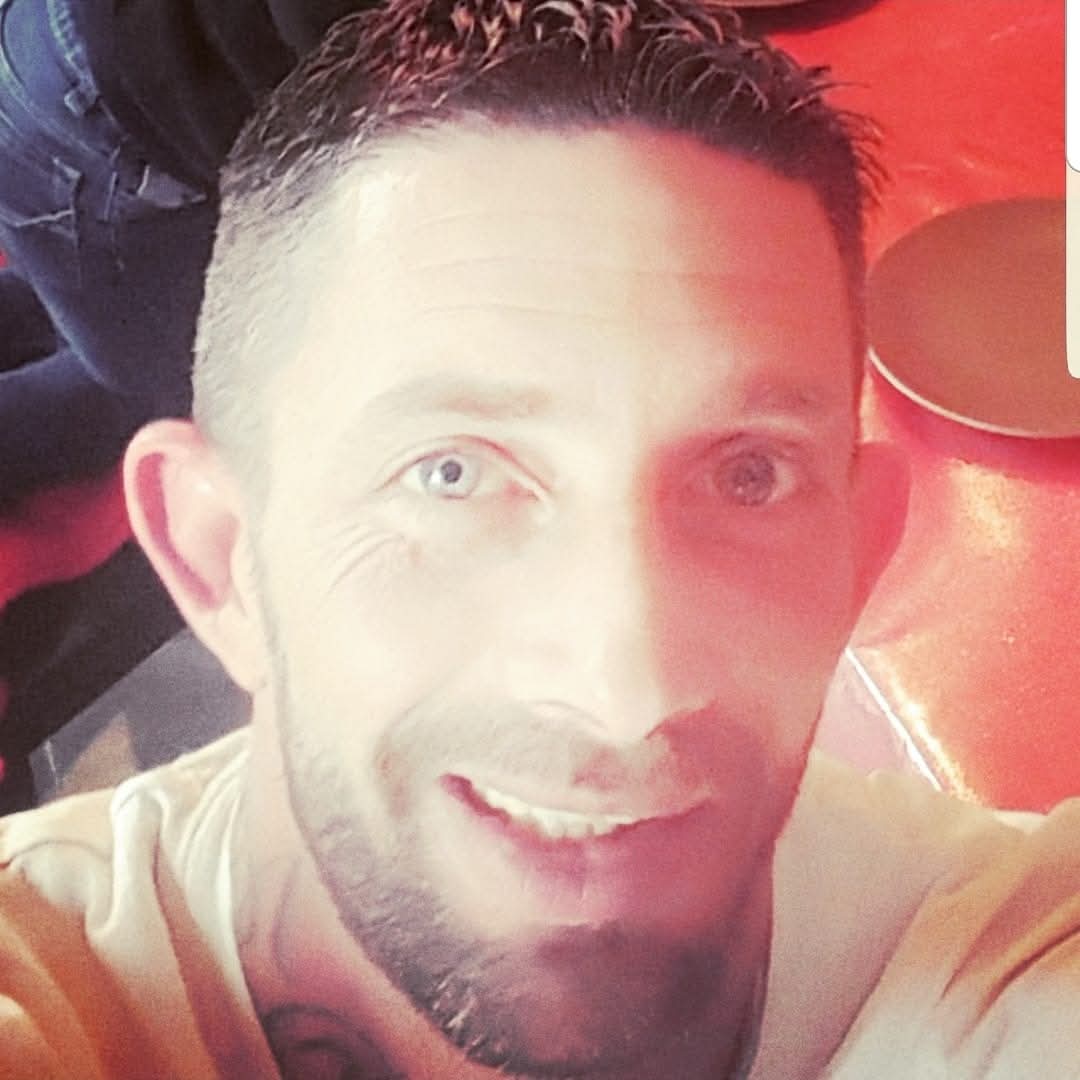 Profil de Silouane, 41 ans, Gay rencontre à Tinizong