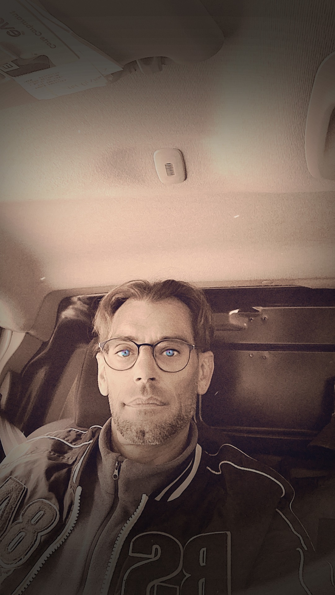 Profil de Denovane, 46 ans, Gay rencontre à Malans GR