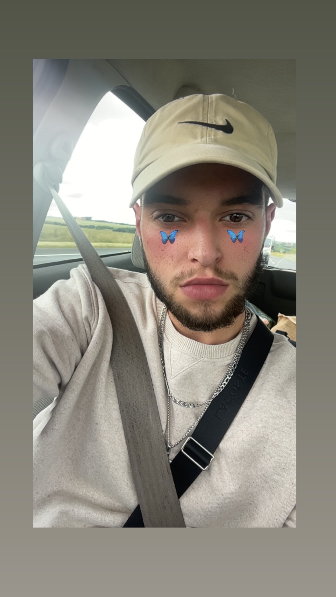 Profil de Kouadio, 25 ans, Gay rencontre à Denezy