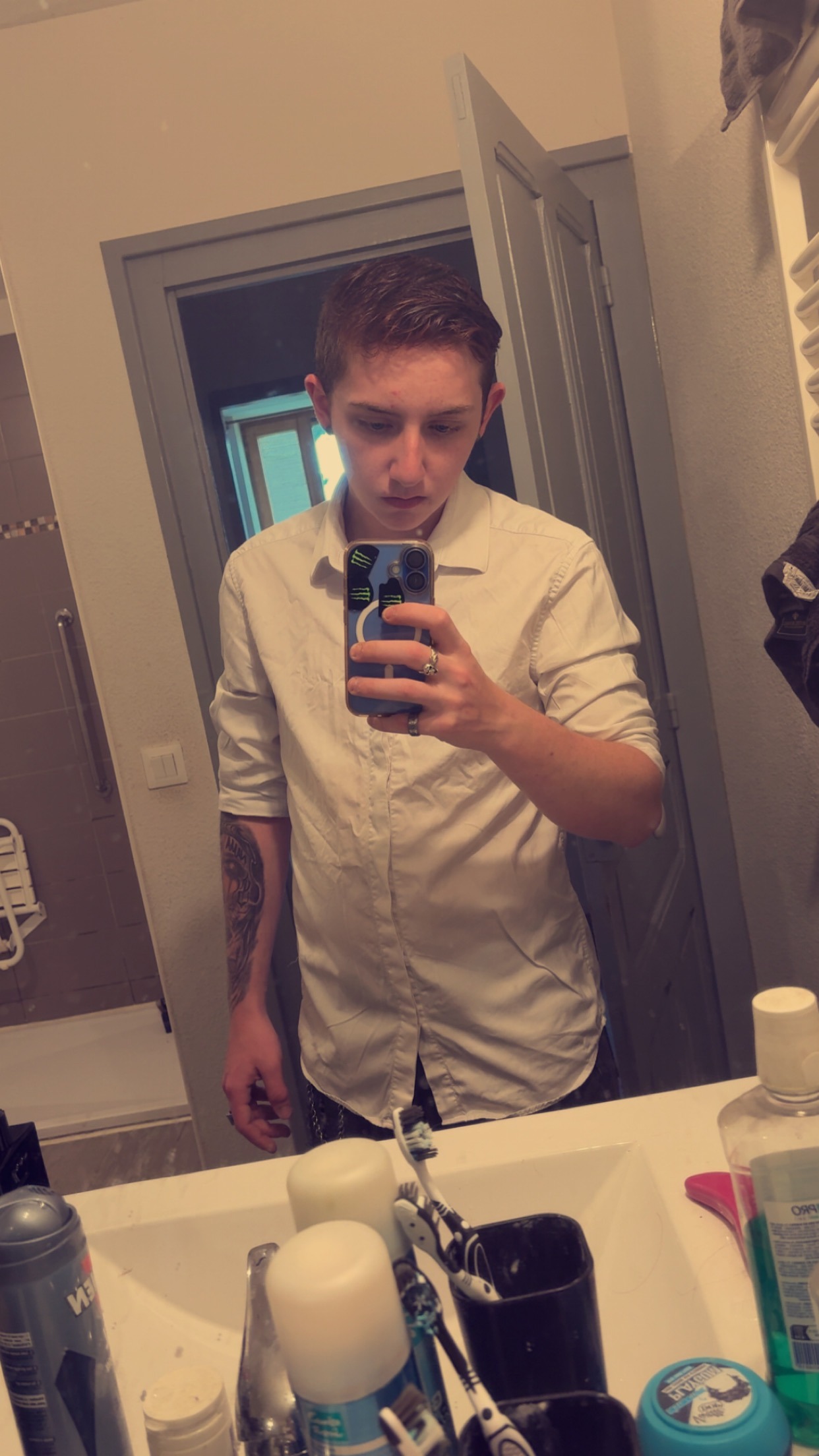 Profil de Léandre, 19 ans, Gay rencontre à Riom