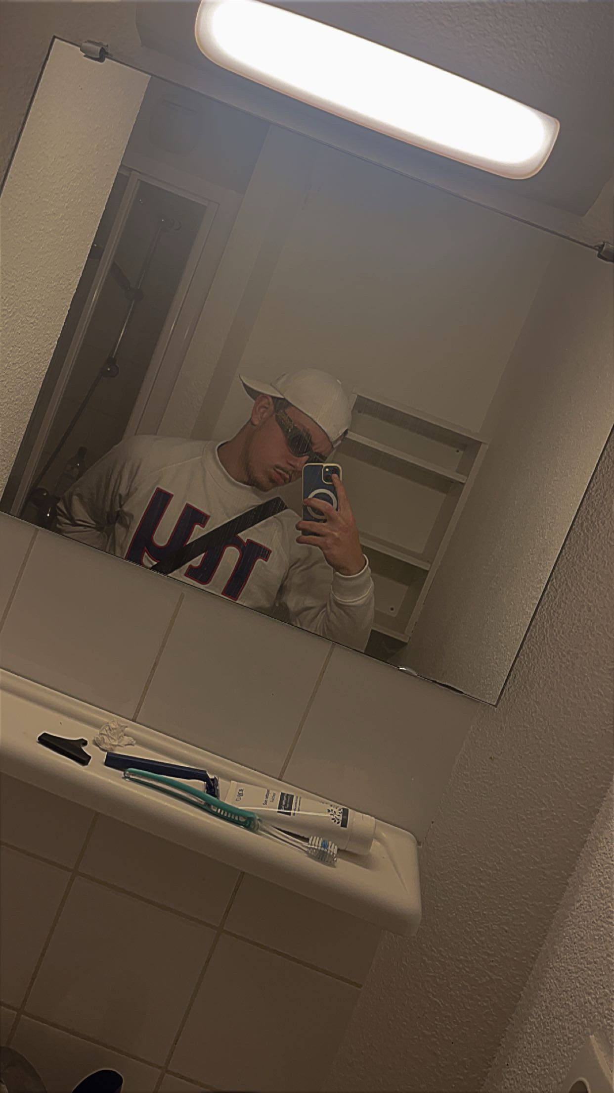 Profil de Yacim, 19 ans, Gay rencontre à Ardon