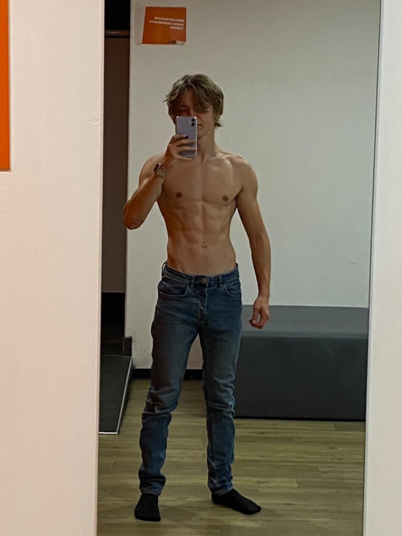 Profil de Loyd, 24 ans, Gay rencontre à Trubschachen
