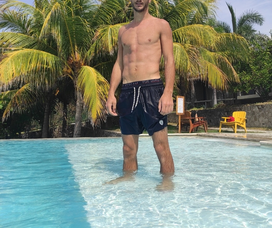 Profil de Siméon, 27 ans, Gay rencontre à Cousset