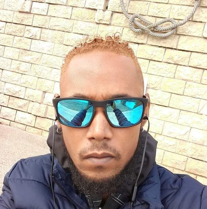 Profil de Sowan, 30 ans, Gay rencontre à Ogens