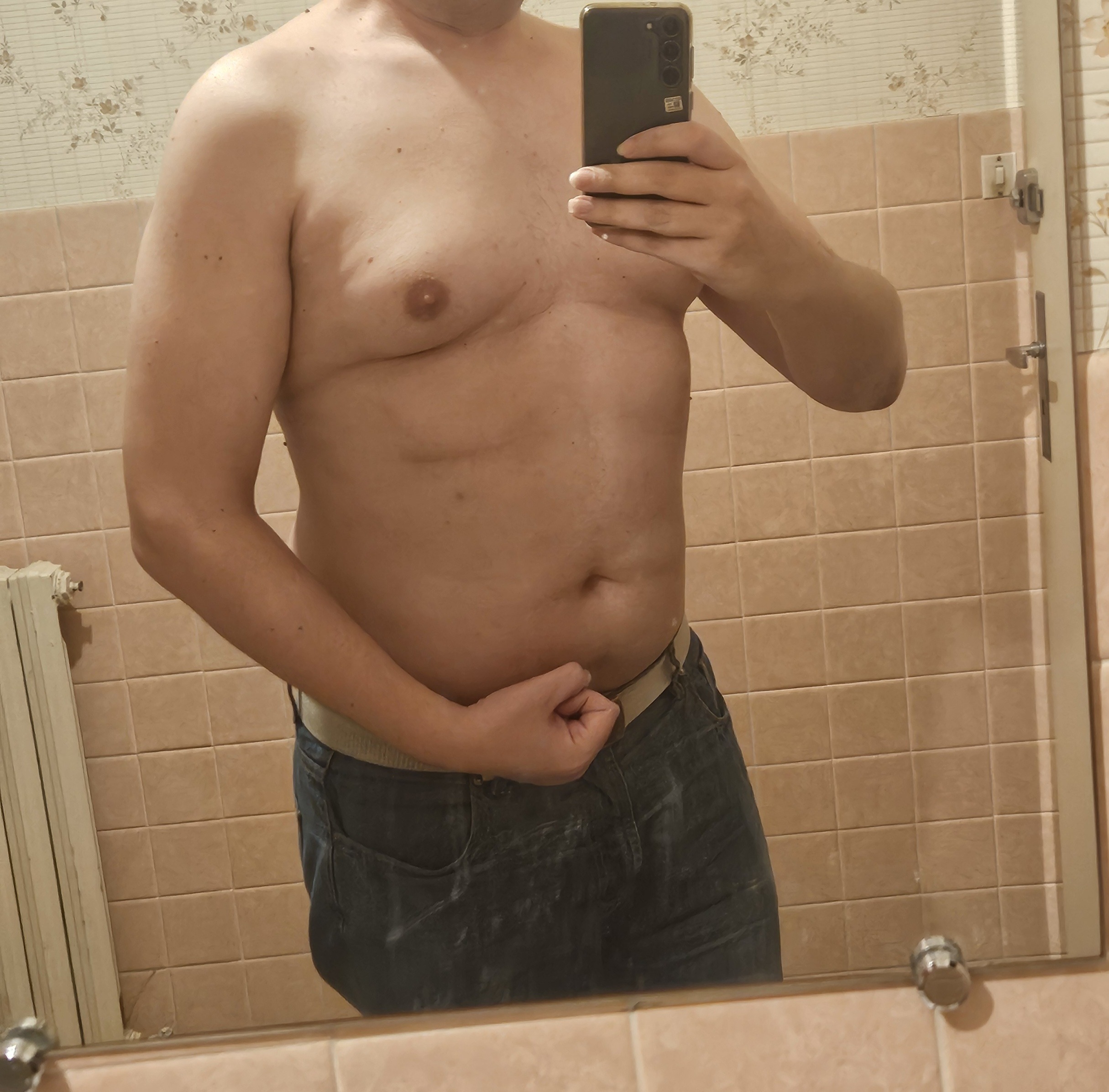 Profil de Faresse, 38 ans, Gay rencontre à Epalinges
