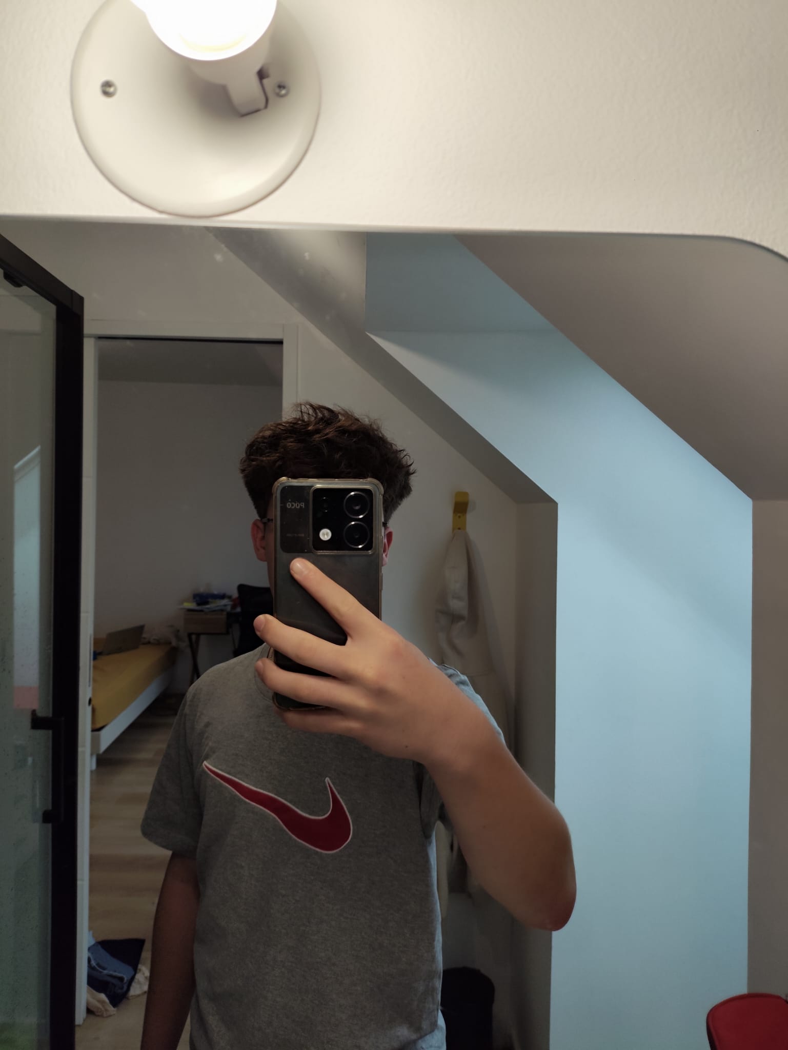Profil de Sonny, 21 ans, Gay rencontre à Monible