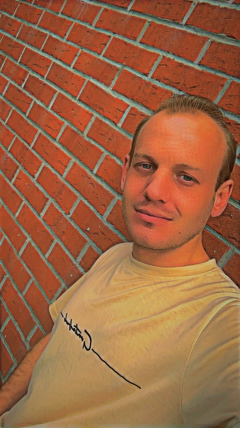 Profil de Nesta, 27 ans, Gay rencontre à Flüelen