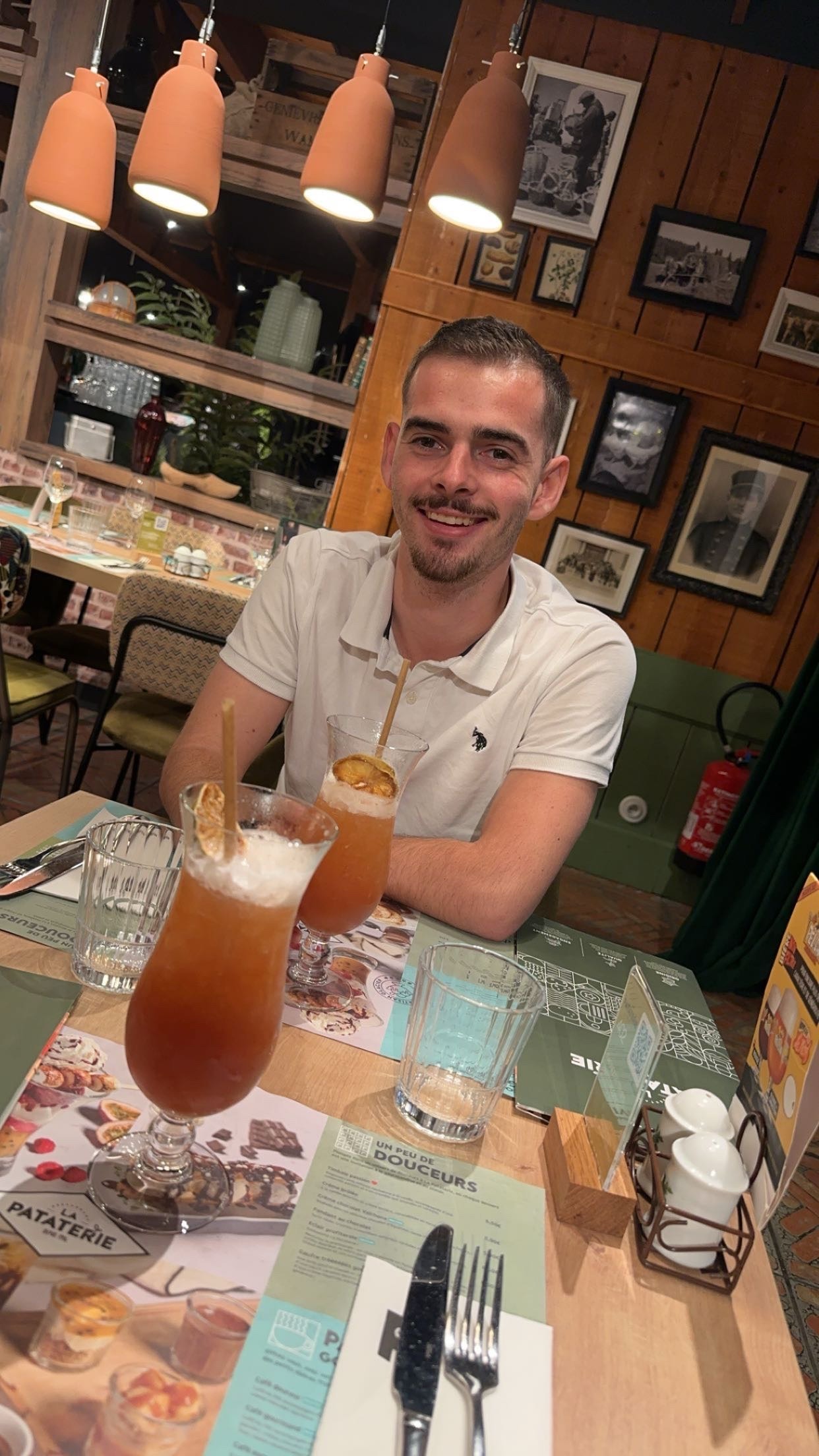 Profil de Axel, 23 ans, Gay rencontre à Riein