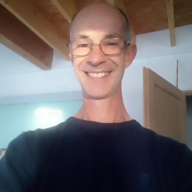 Profil de Hadrien, 49 ans, Gay rencontre à Péry
