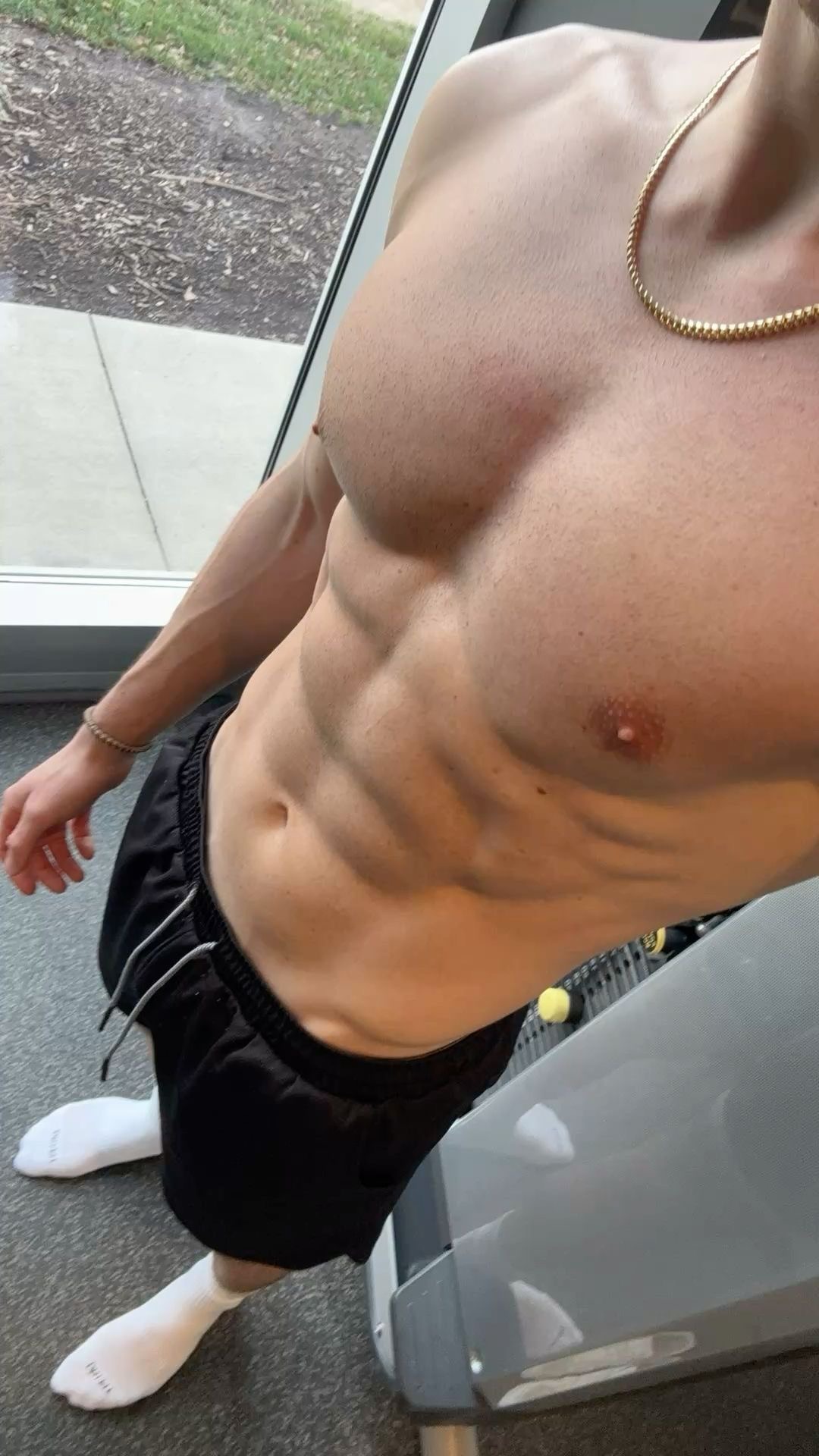 Profil de Eliakim, 25 ans, Gay rencontre à Tarasp