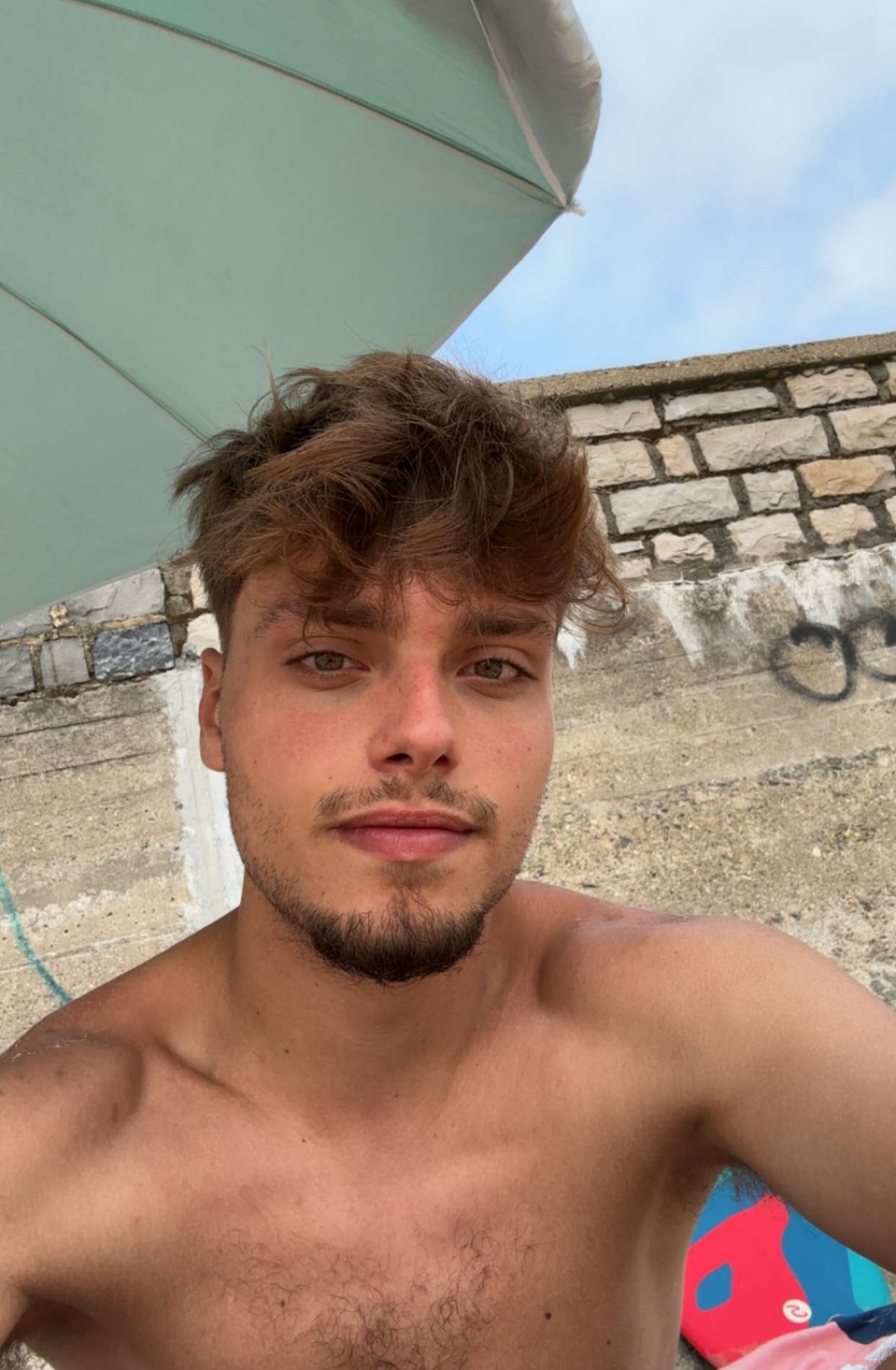 Profil de Perceval, 19 ans, Gay rencontre à Isérables
