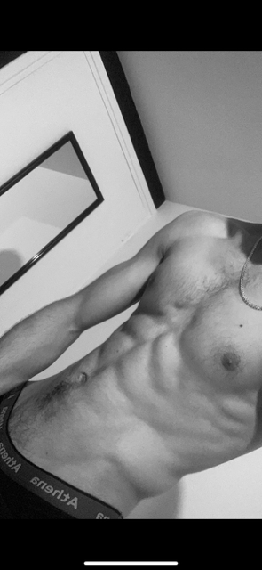 Profil de Mica, 22 ans, Gay rencontre à Duvin
