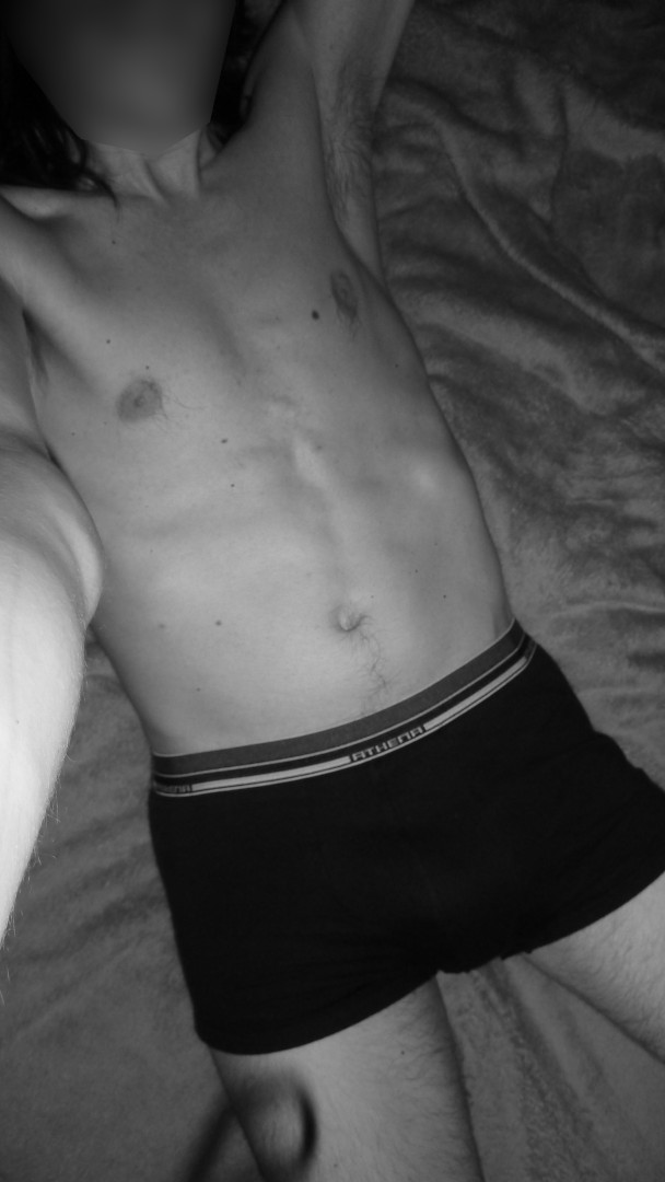 Profil de Rojan, 36 ans, Gay rencontre à Champsec