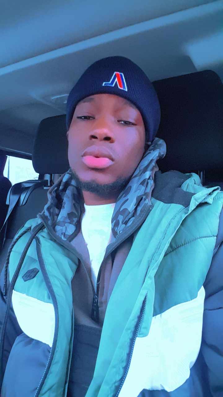 Profil de Levi, 26 ans, Gay rencontre à Riveo