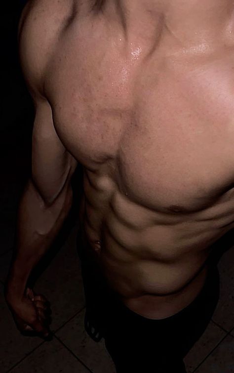 Profil de Rodi, 23 ans, Gay rencontre à Denezy