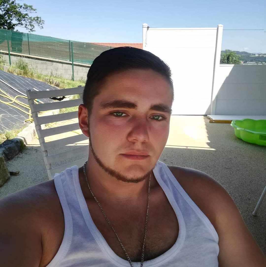 Profil de Goulven, 27 ans, Gay rencontre à Hintermoos