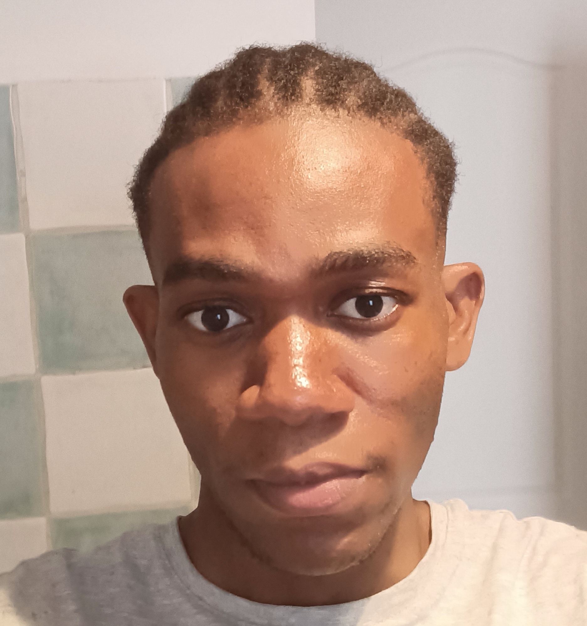 Profil de Lahcen, 24 ans, Gay rencontre à Wikon