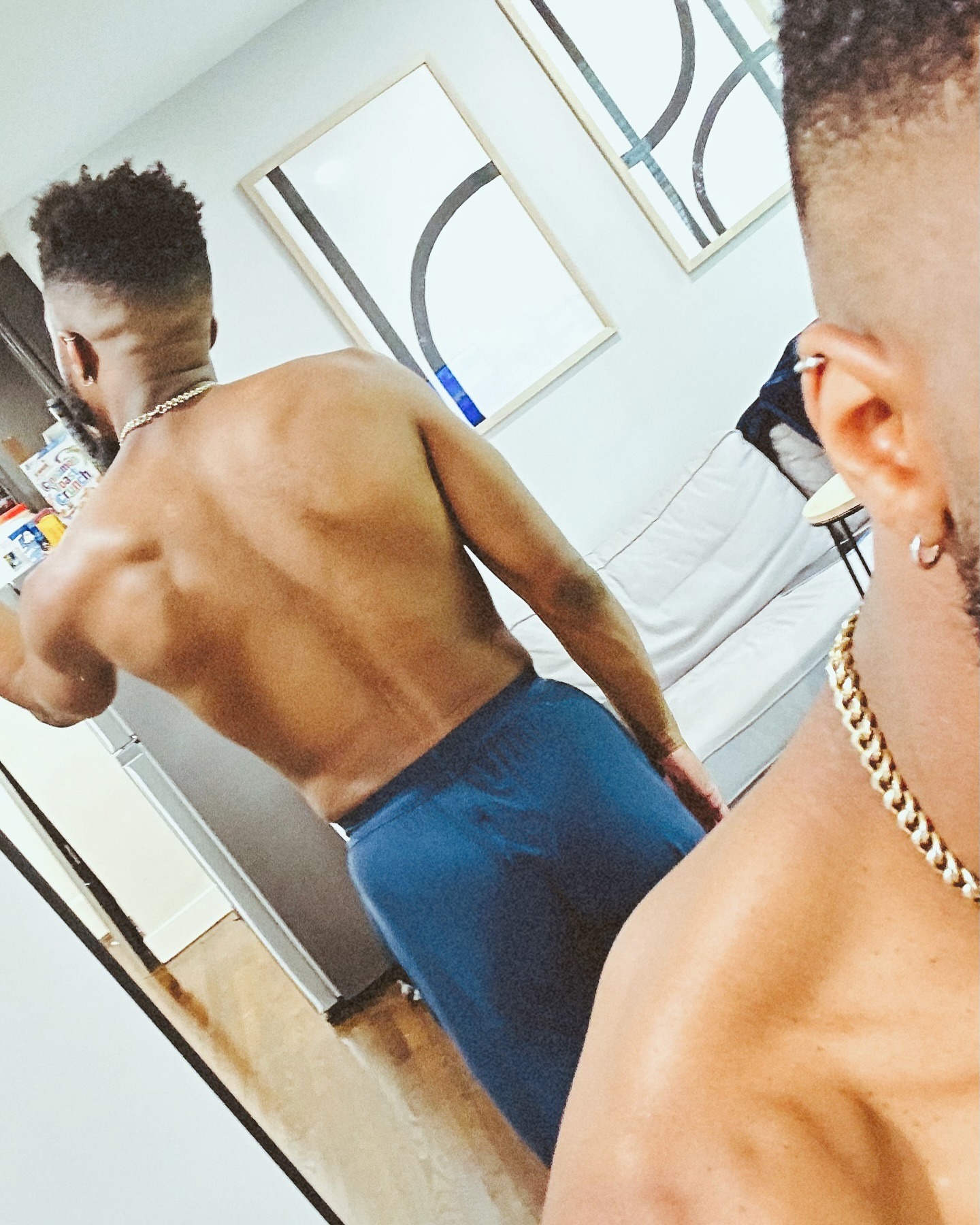 Profil de Burhan, 31 ans, Gay rencontre à Curtina