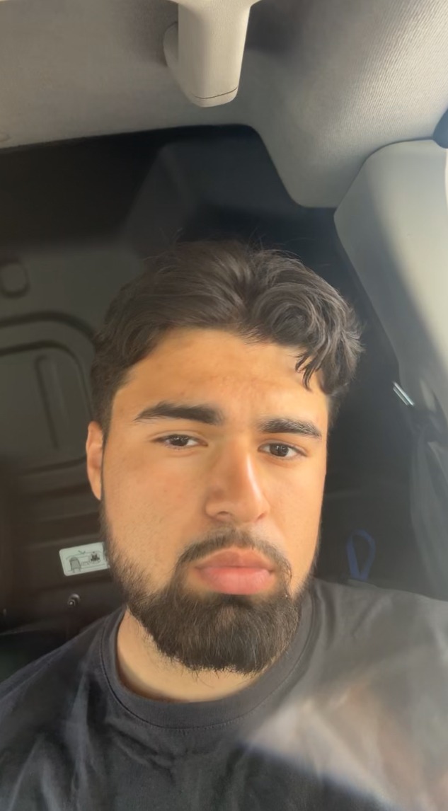 Profil de Mongi, 19 ans, Gay rencontre à Chenaux