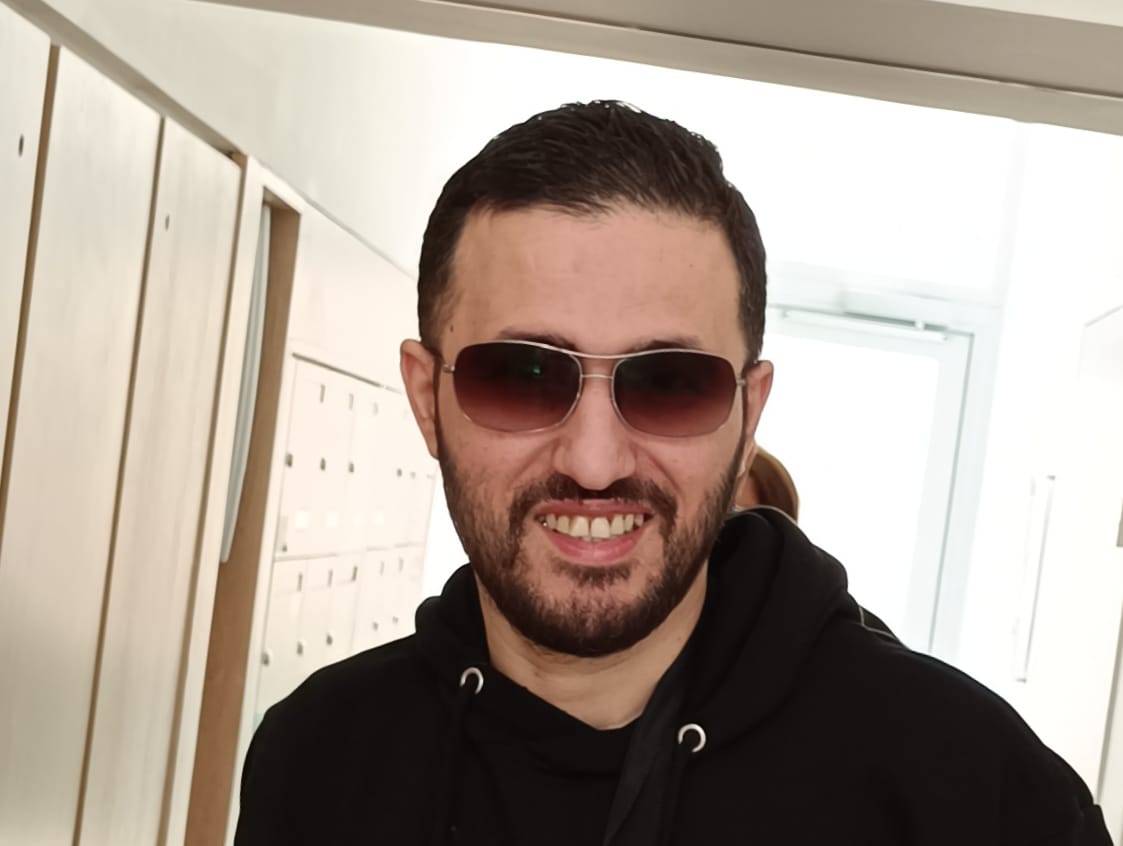 Profil de Hosni, 43 ans, Gay rencontre à Pitasch