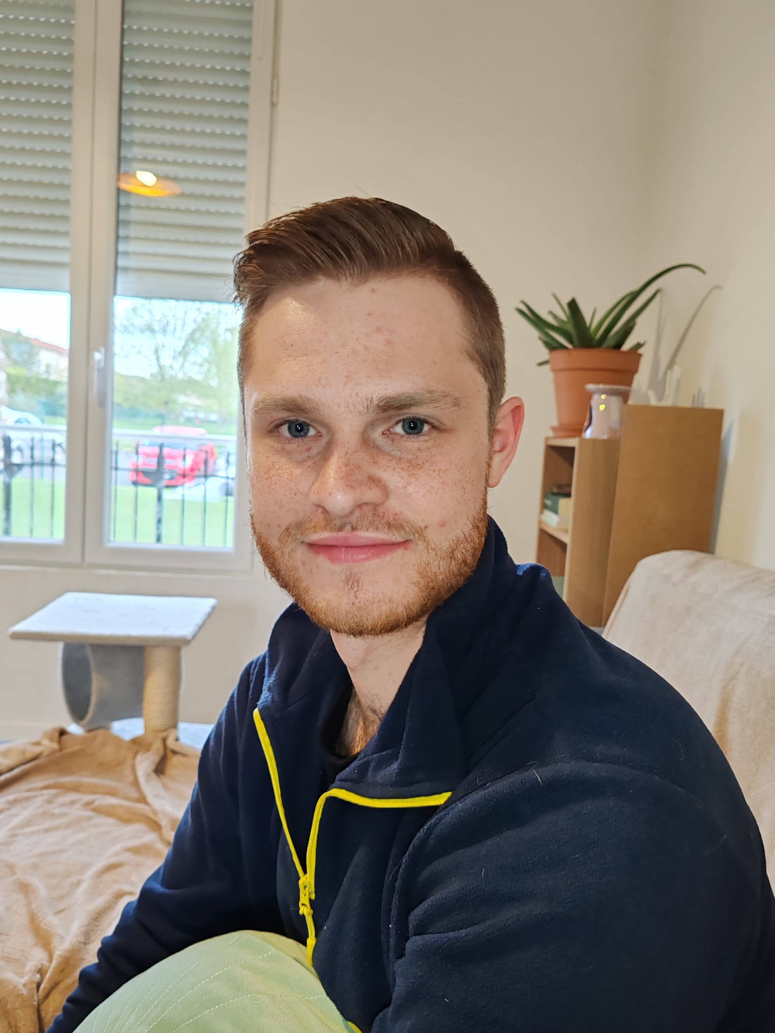 Profil de Abderrahim, 26 ans, Gay rencontre à Collex