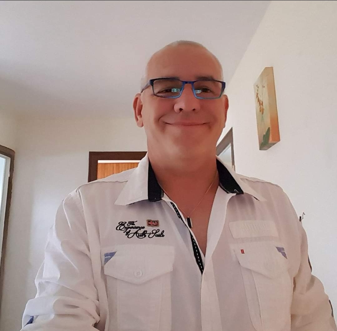Profil de Théophane, 50 ans, Gay rencontre à Riom