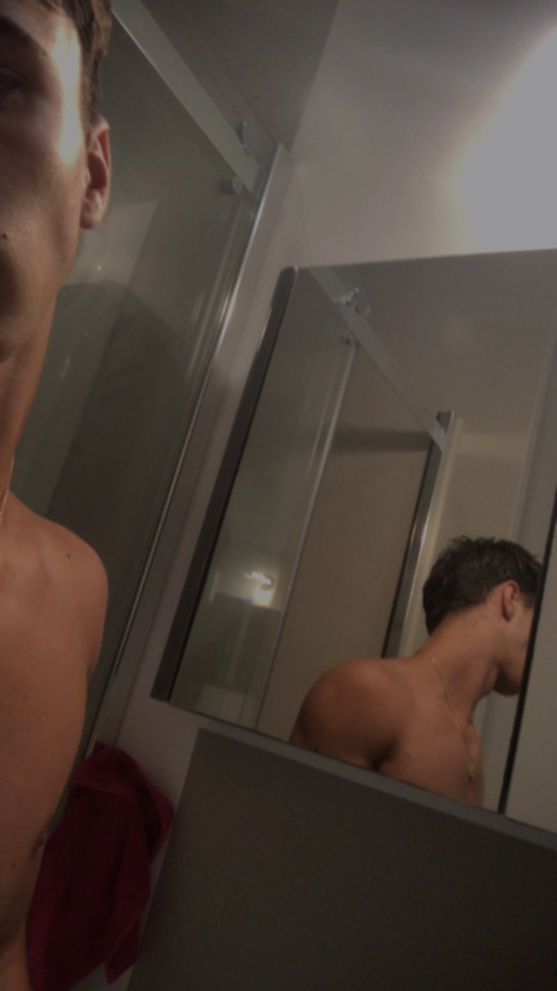 Profil de Awais, 19 ans, Gay rencontre à Eriswil