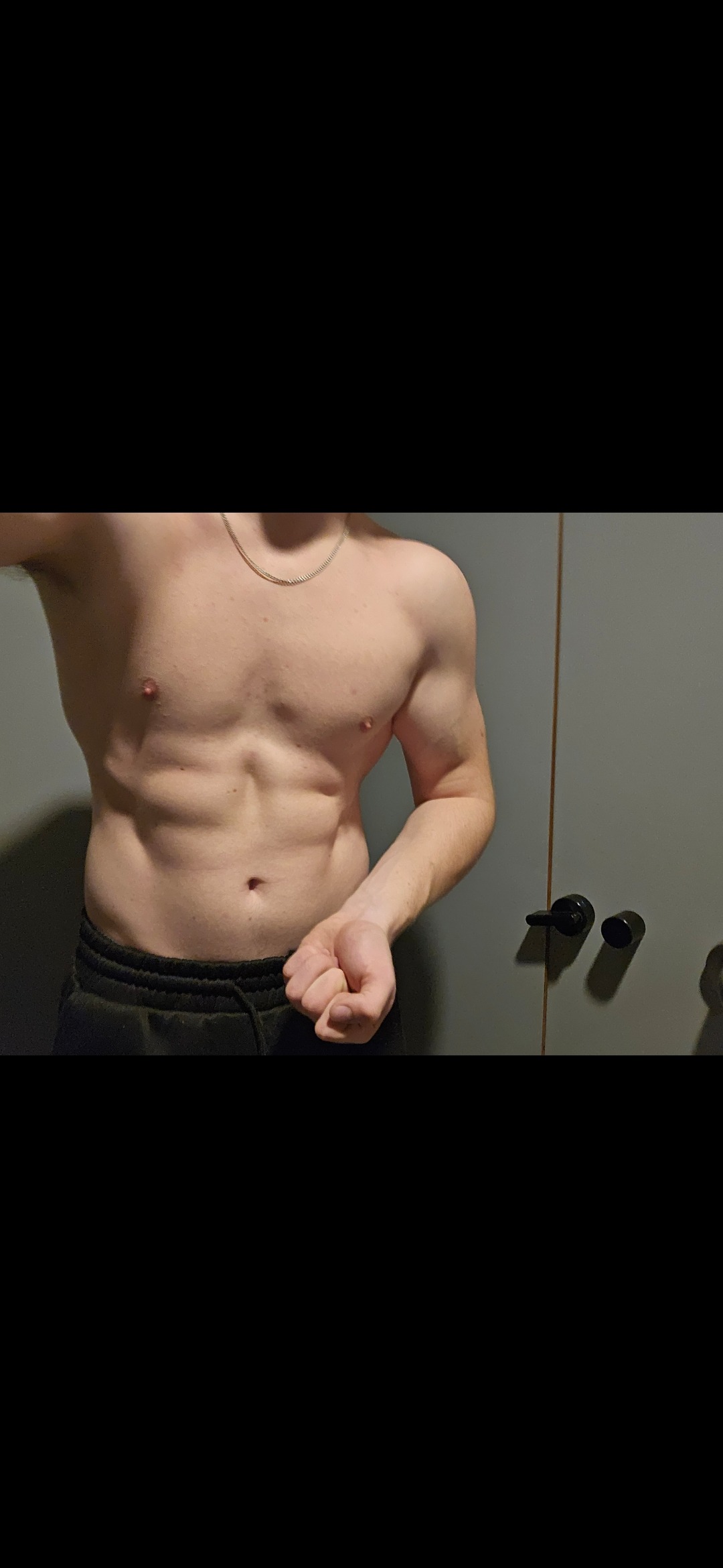 Profil de Harry-claude, 21 ans, Gay rencontre à Valchava