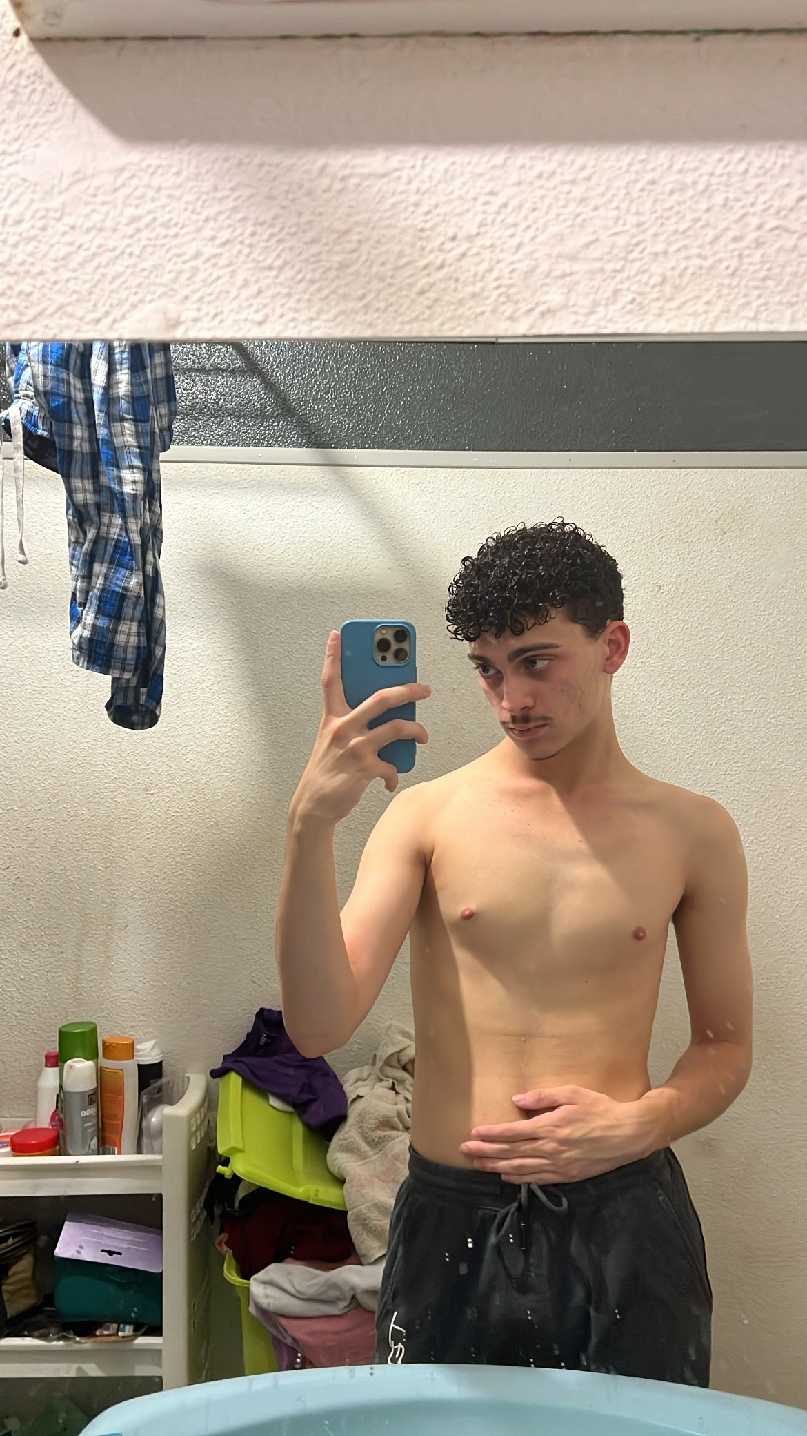 Profil de Brady, 20 ans, Gay rencontre à Flond