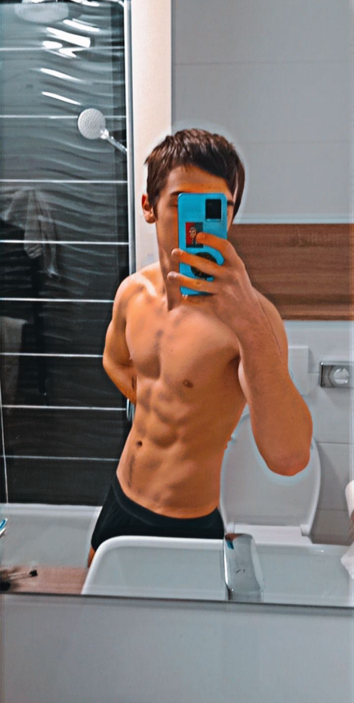 Profil de Sambou, 20 ans, Gay rencontre à Zignau