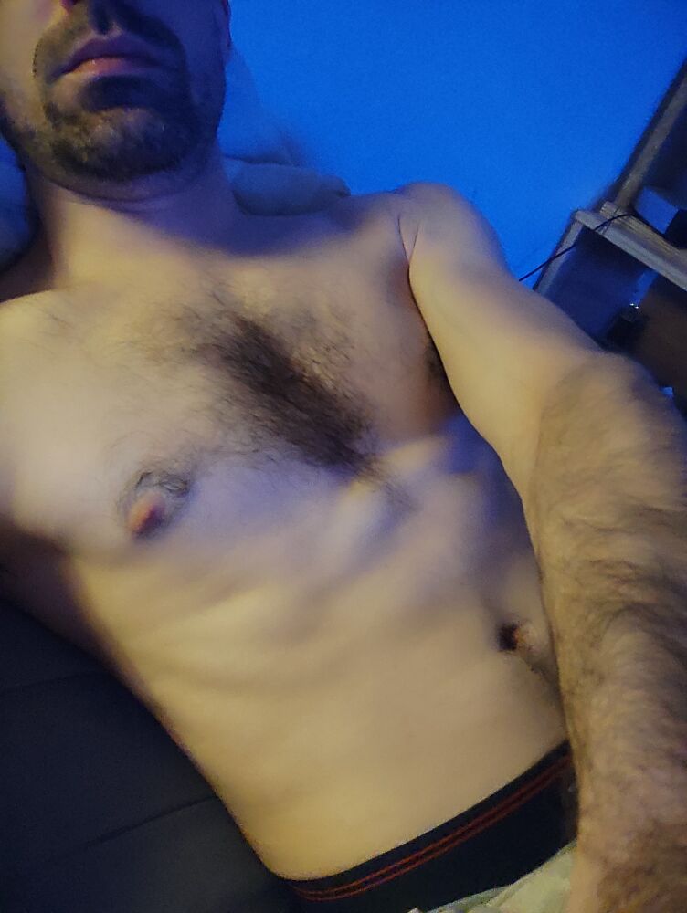 Profil de Papa, 36 ans, Gay rencontre à Tschlin