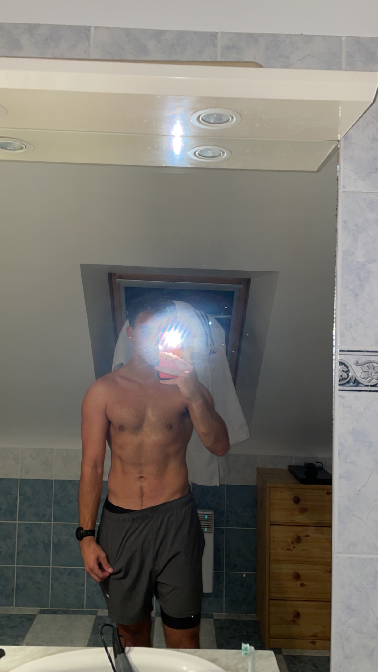 Profil de Nayel, 25 ans, Gay rencontre à Font