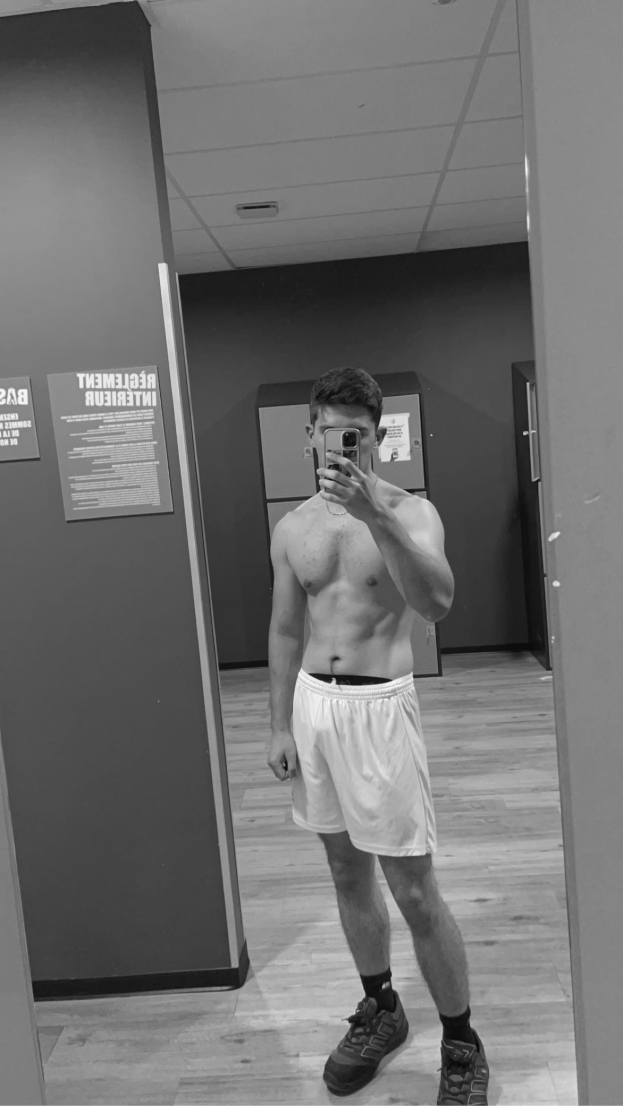 Profil de Eliott, 27 ans, Gay rencontre à Jenins