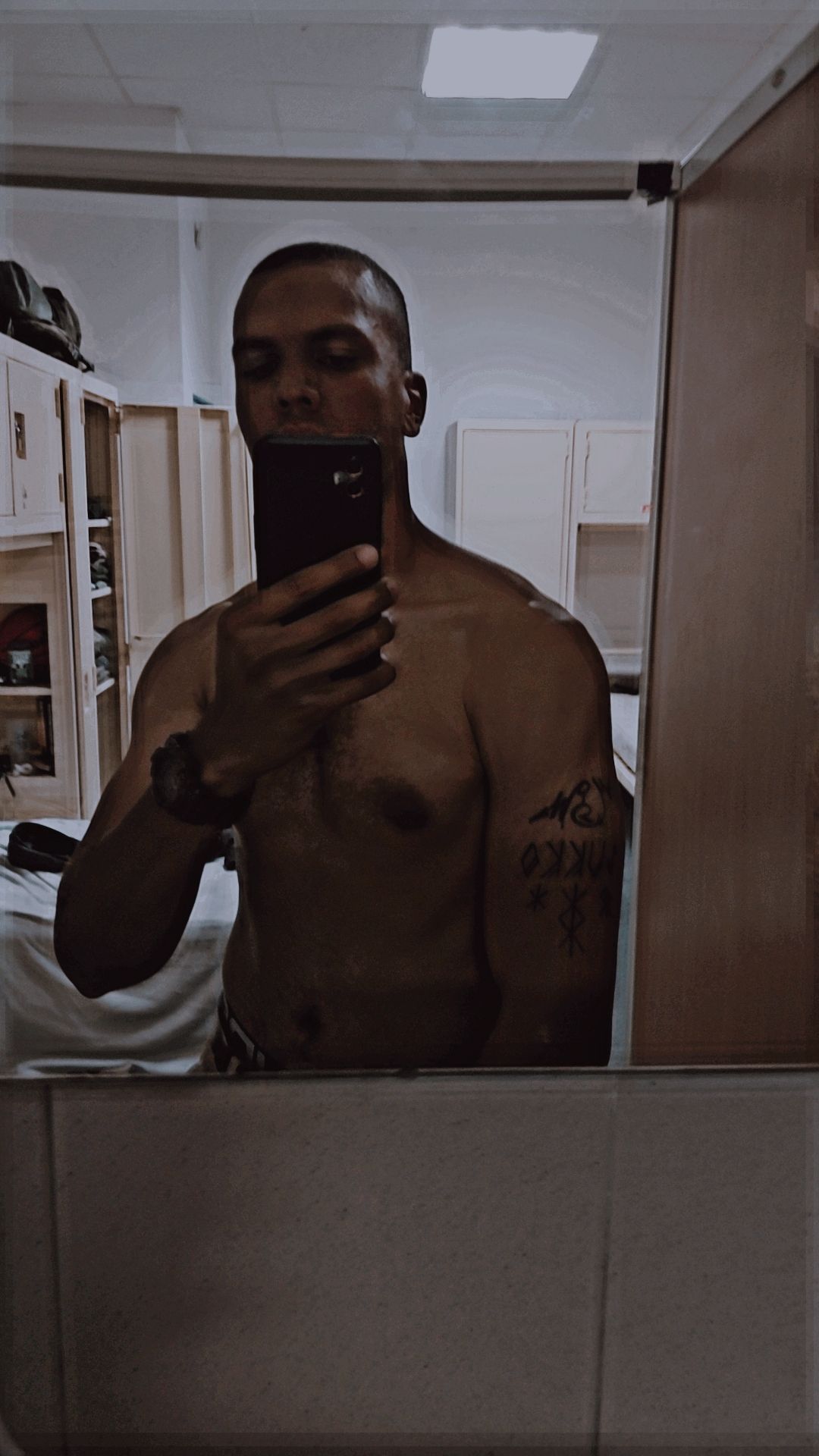 Profil de Vital, 18 ans, Gay rencontre à Cormoret