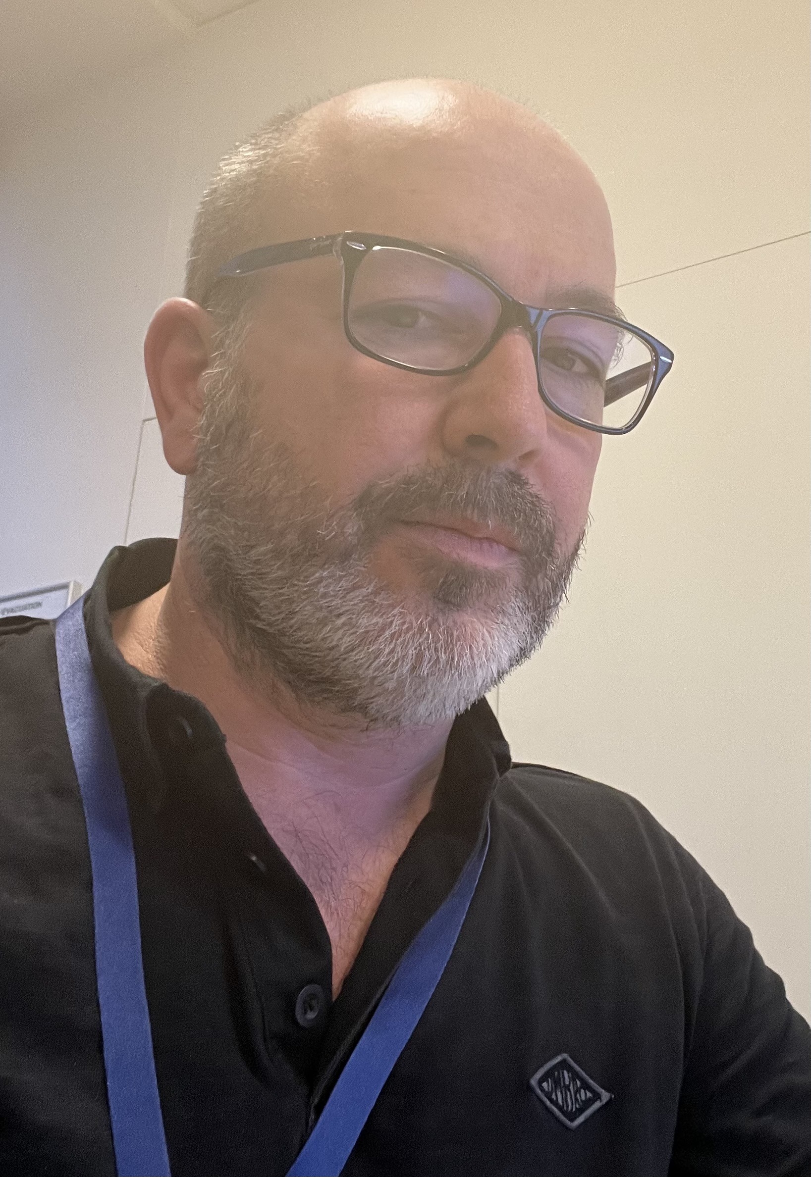 Profil de Medin, 54 ans, Gay rencontre à Grüsch